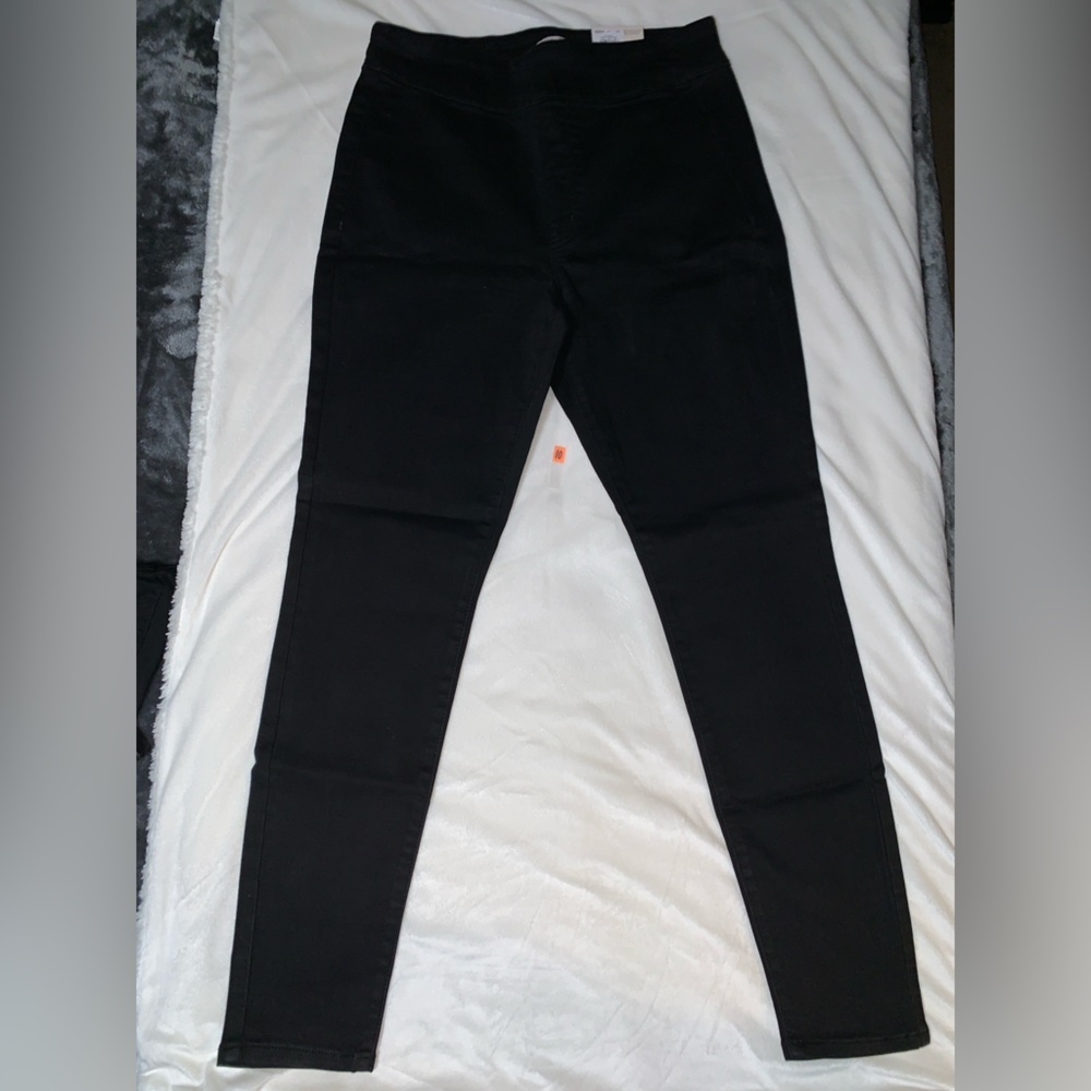 SO Black Women Jeggings